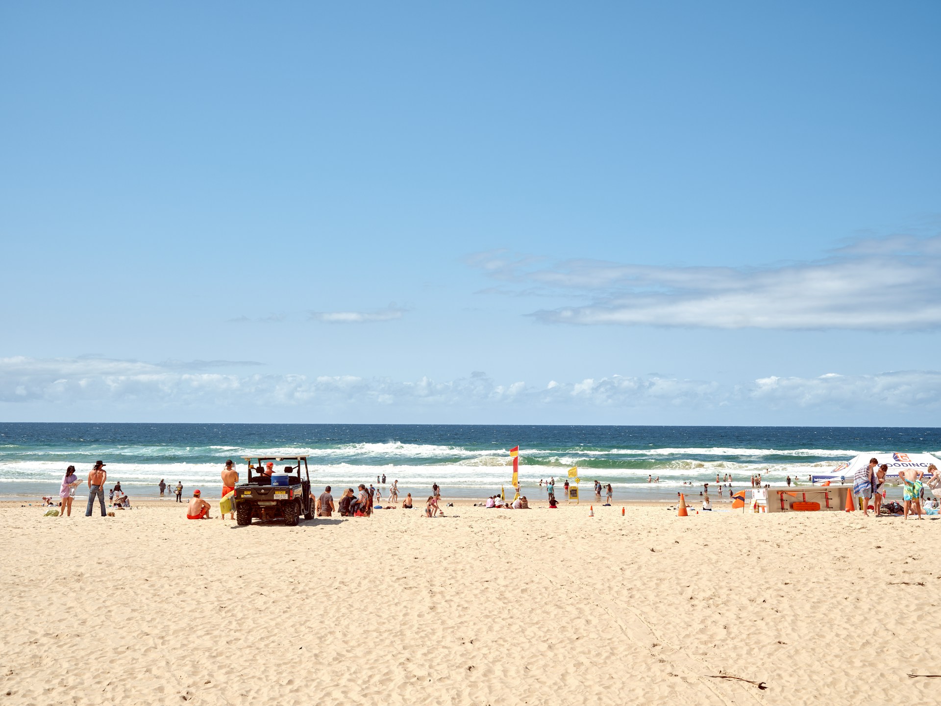 How 4WD Beach Excursions Near Brisbane Ease Group Travel
